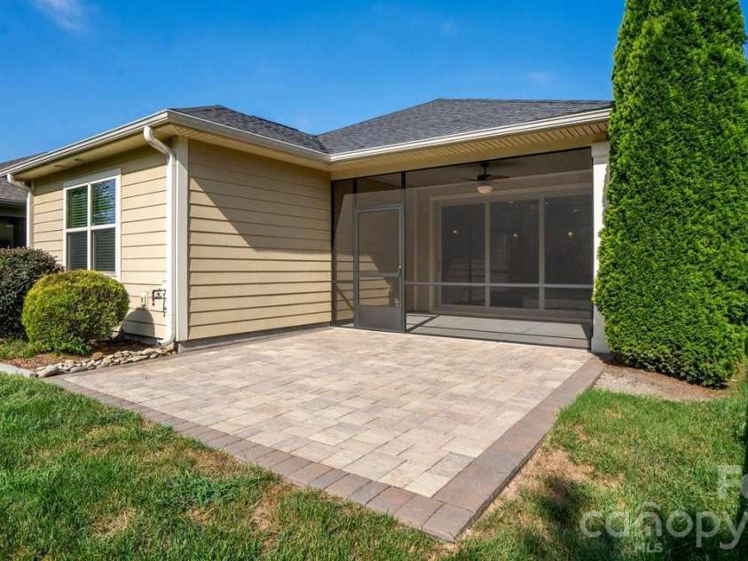 4927 Looking Glass Trail, Denver, NC 28037.  MLS# CAR4424346, YatesRealty ID 51474. 
