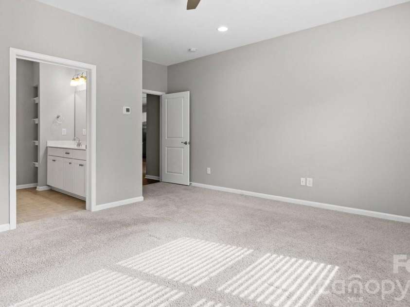 4927 Looking Glass Trail, Denver, NC 28037.  MLS# CAR4424346, YatesRealty ID 51474. 