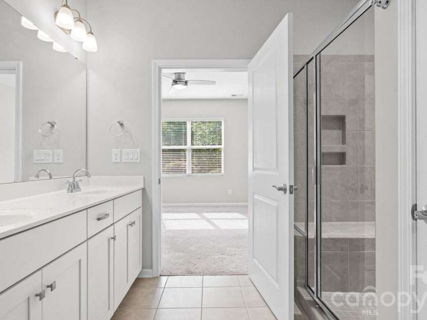 4927 Looking Glass Trail, Denver, NC 28037.  MLS# CAR4424346, YatesRealty ID 51474. 