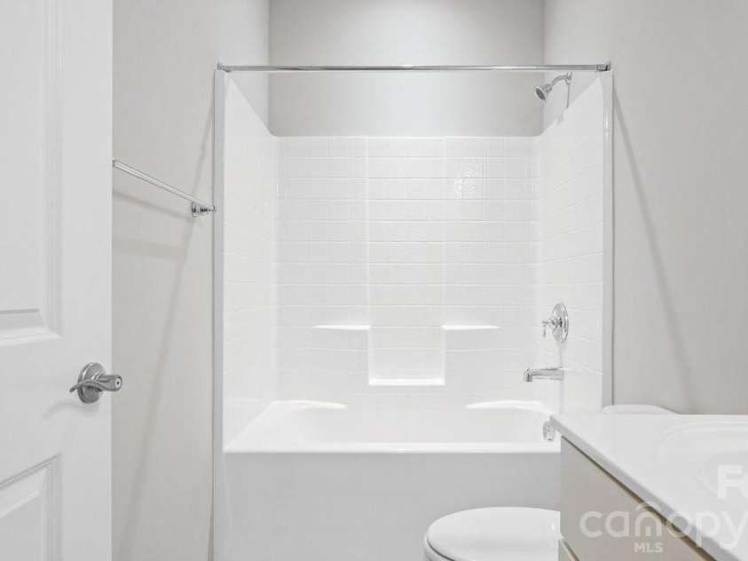 4927 Looking Glass Trail, Denver, NC 28037.  MLS# CAR4424346, YatesRealty ID 51474. 
