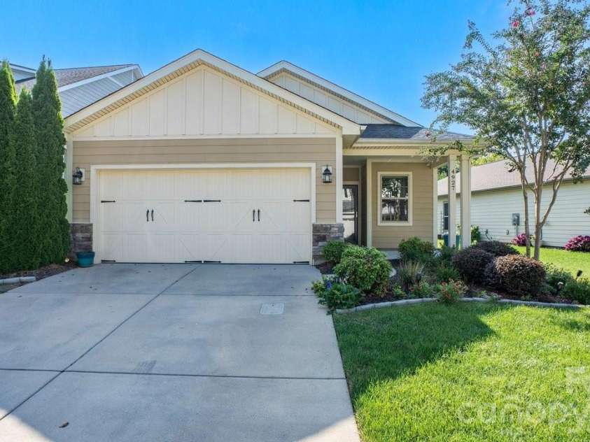 4927 Looking Glass Trail, Denver, NC 28037.  MLS# CAR4424346, YatesRealty ID 51474. 