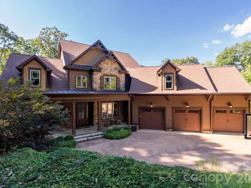 23 Dividing Ridge Trail, Arden, NC 28704.  MLS# CAR4425393, YatesRealty ID 51478. 
