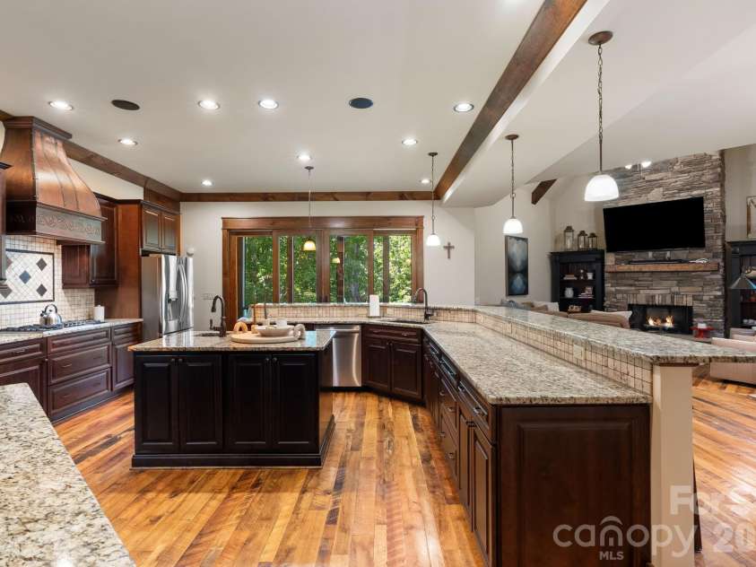 23 Dividing Ridge Trail, Arden, NC 28704.  MLS# CAR4425393, YatesRealty ID 51478. 