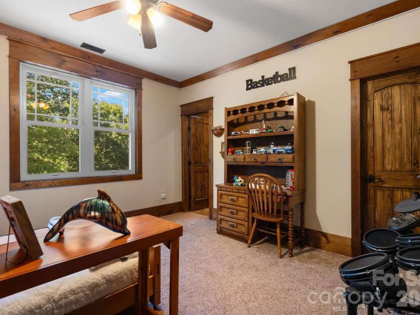 23 Dividing Ridge Trail, Arden, NC 28704.  MLS# CAR4425393, YatesRealty ID 51478. 