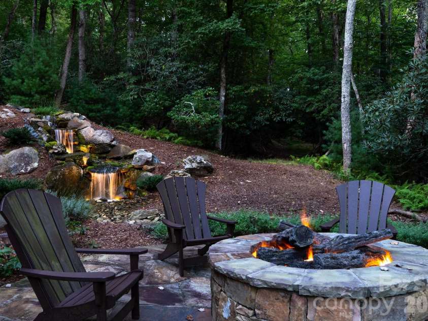 23 Dividing Ridge Trail, Arden, NC 28704.  MLS# CAR4425393, YatesRealty ID 51478. 
