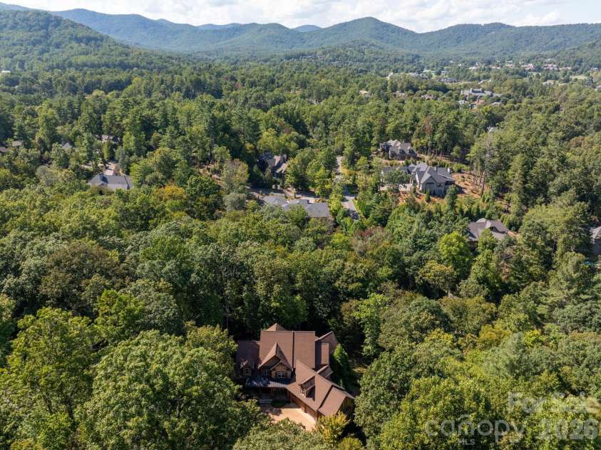 23 Dividing Ridge Trail, Arden, NC 28704.  MLS# CAR4425393, YatesRealty ID 51478. 