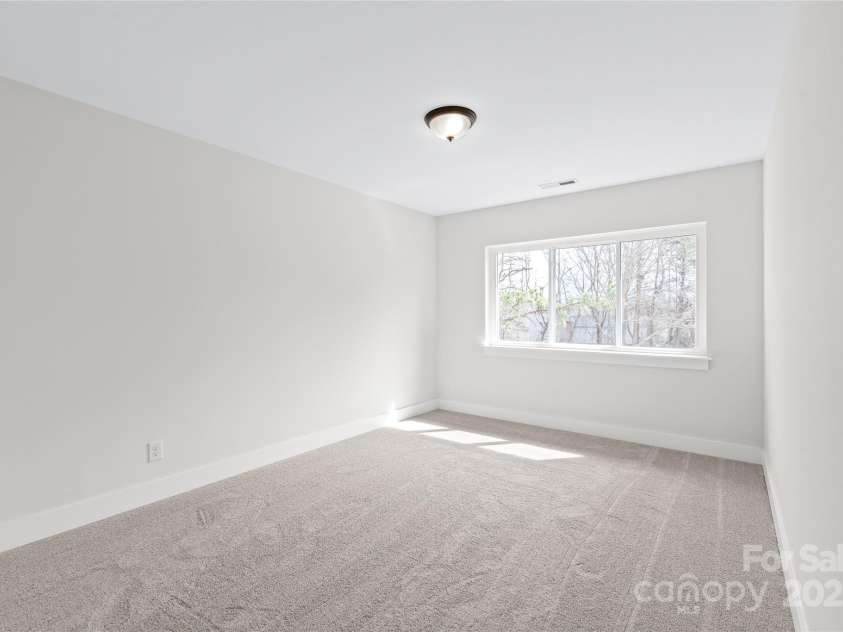 3646 46th Avenue, Hickory, NC 28601.  MLS# CAR4221806, YatesRealty ID 5148. 