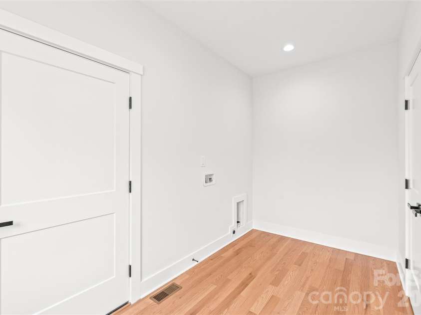 3646 46th Avenue, Hickory, NC 28601.  MLS# CAR4221806, YatesRealty ID 5148. 