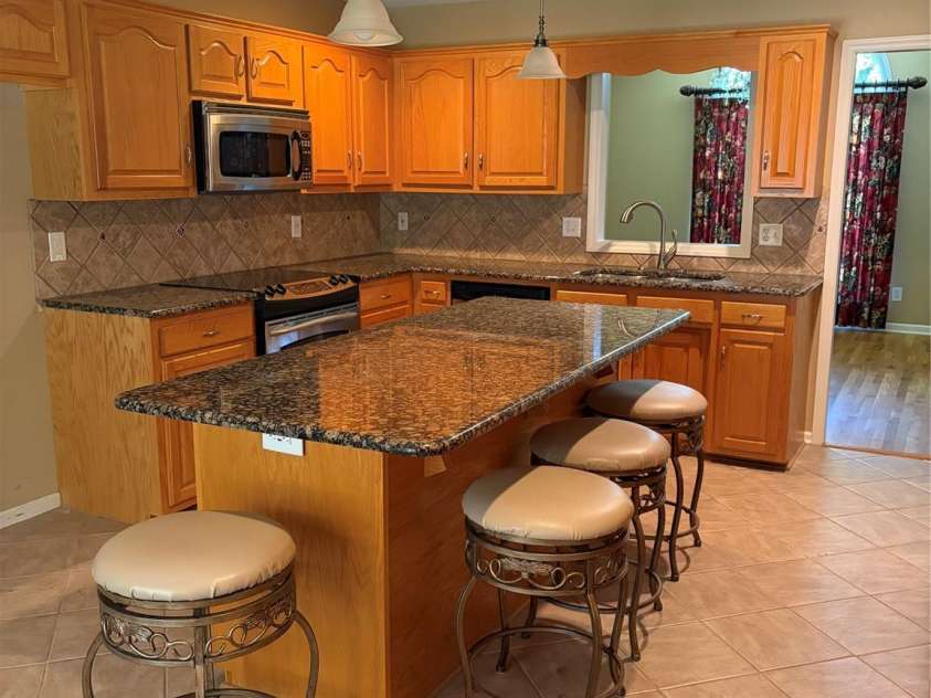 1697 Old Mill Road, Lincolnton, NC 28092.  MLS# CAR4426054, YatesRealty ID 51480. Kitchen
