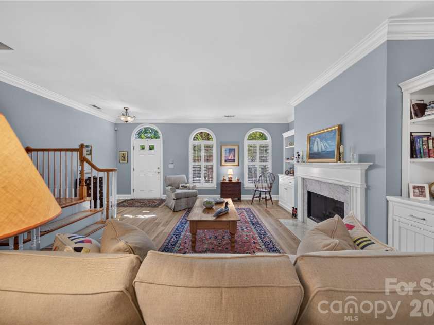 9363 Bonnie Briar Circle, Charlotte, NC 28277.  MLS# CAR4425681, YatesRealty ID 51482. 