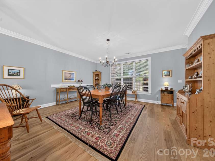 9363 Bonnie Briar Circle, Charlotte, NC 28277.  MLS# CAR4425681, YatesRealty ID 51482. 