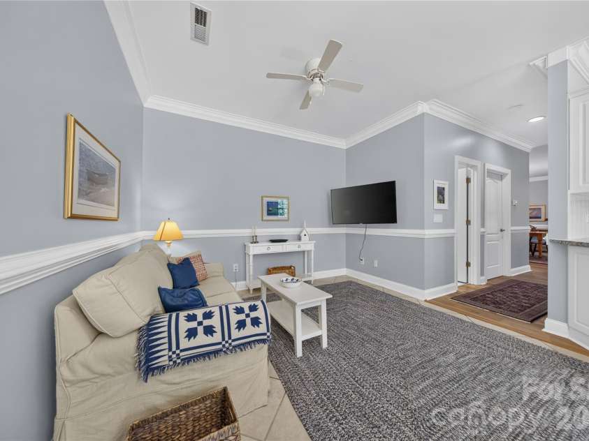 9363 Bonnie Briar Circle, Charlotte, NC 28277.  MLS# CAR4425681, YatesRealty ID 51482. 
