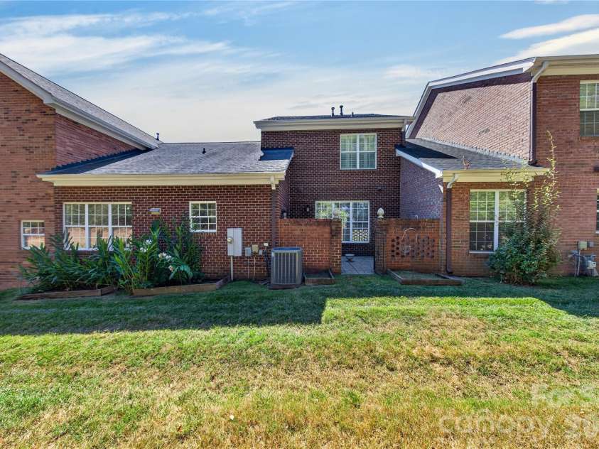 9363 Bonnie Briar Circle, Charlotte, NC 28277.  MLS# CAR4425681, YatesRealty ID 51482. Wonderful green space