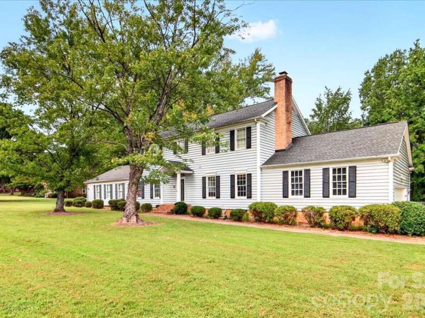 14300 Youngblood Road, Charlotte, NC 28278.  MLS# CAR4423411, YatesRealty ID 51484. 