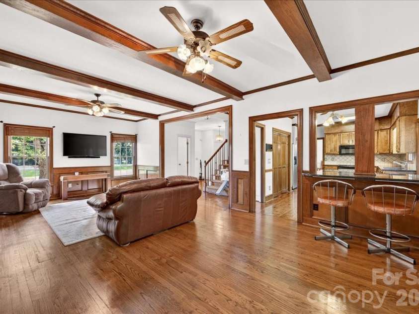 14300 Youngblood Road, Charlotte, NC 28278.  MLS# CAR4423411, YatesRealty ID 51484. 