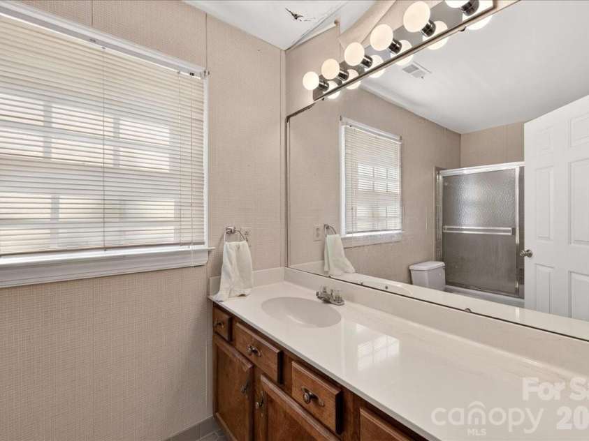 14300 Youngblood Road, Charlotte, NC 28278.  MLS# CAR4423411, YatesRealty ID 51484. 