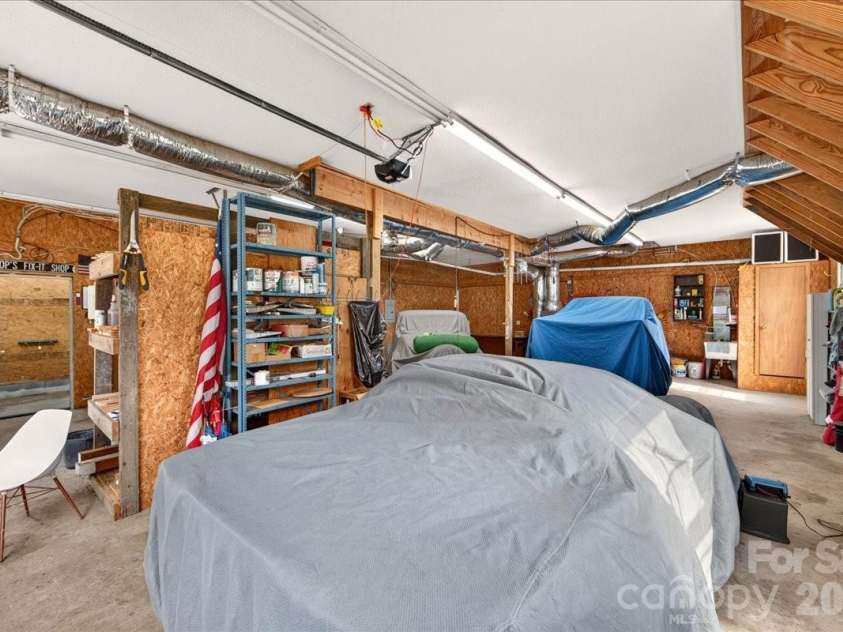 14300 Youngblood Road, Charlotte, NC 28278.  MLS# CAR4423411, YatesRealty ID 51484. 