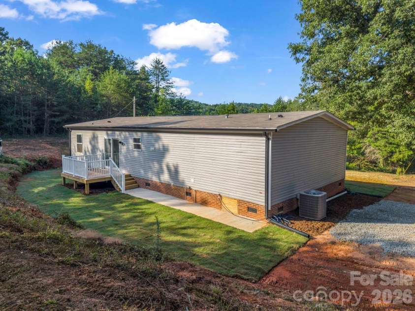 184 Crawford Hollow, Rutherfordton, NC 28139.  MLS# CAR4424597, YatesRealty ID 51486. 