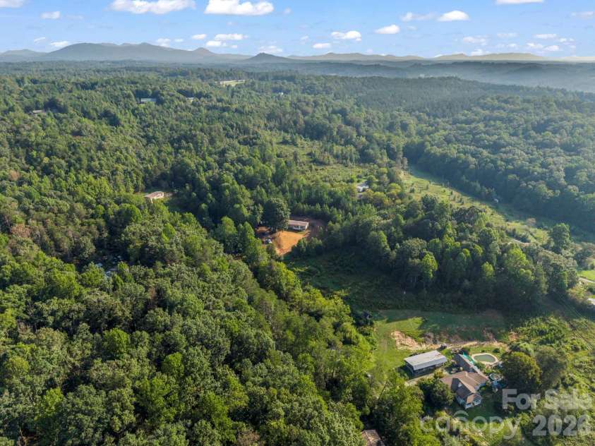 184 Crawford Hollow, Rutherfordton, NC 28139.  MLS# CAR4424597, YatesRealty ID 51486. 