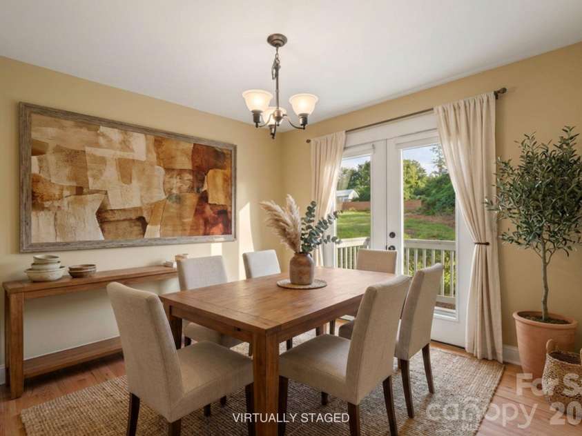 8 Cottage Cove Lane, Asheville, NC 28803.  MLS# CAR4424551, YatesRealty ID 51489. 