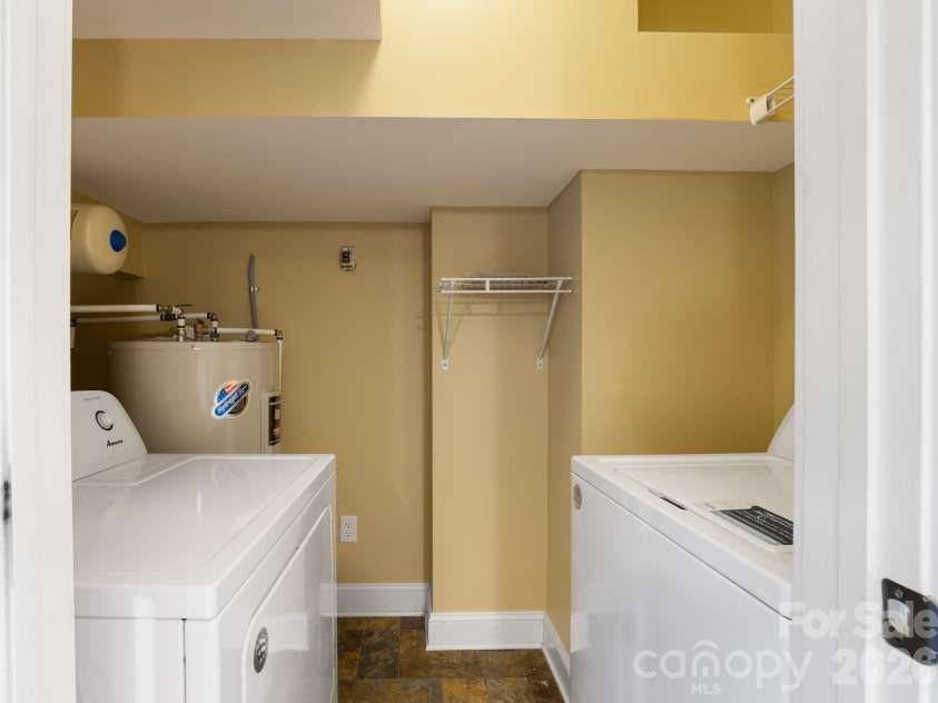 8 Cottage Cove Lane, Asheville, NC 28803.  MLS# CAR4424551, YatesRealty ID 51489. Main level laundry
