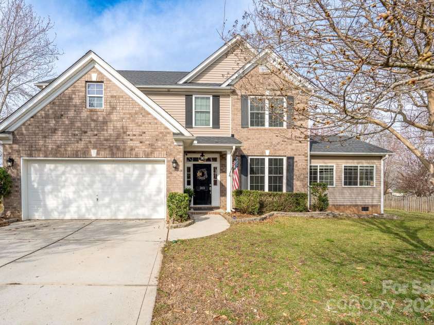 303 Basswood Court, Clover, SC 29710.  MLS# CAR4233803, YatesRealty ID 5149. Welcome Home!