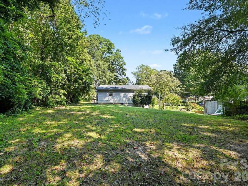 925 Chestnut Street, Gastonia, NC 28054.  MLS# CAR4425865, YatesRealty ID 51491. Rear Yard