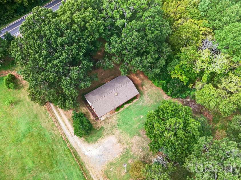 4247 Miami Church Road, Concord, NC 28025.  MLS# CAR4426088, YatesRealty ID 51496. 
