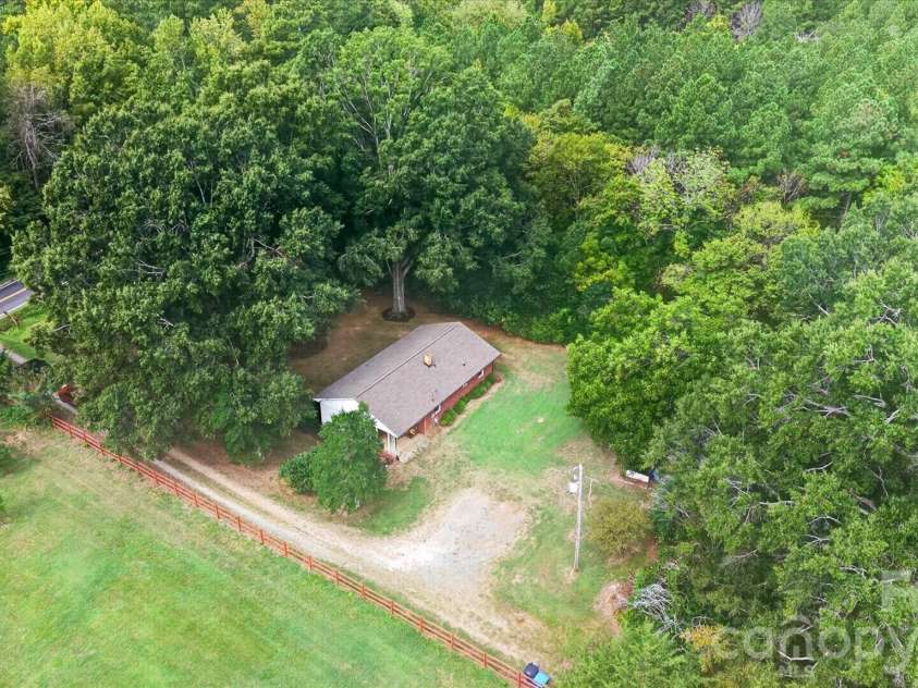 4247 Miami Church Road, Concord, NC 28025.  MLS# CAR4426088, YatesRealty ID 51496. 