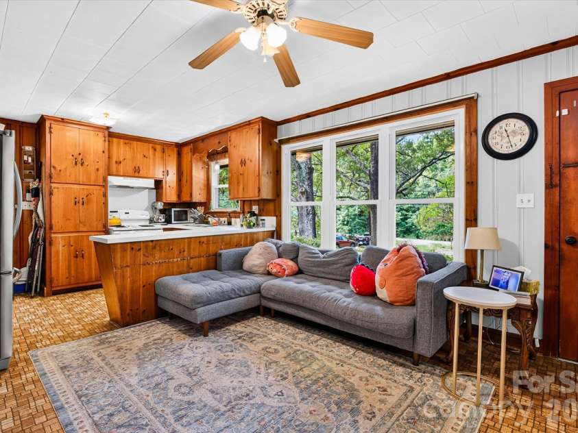 4247 Miami Church Road, Concord, NC 28025.  MLS# CAR4426088, YatesRealty ID 51496. 