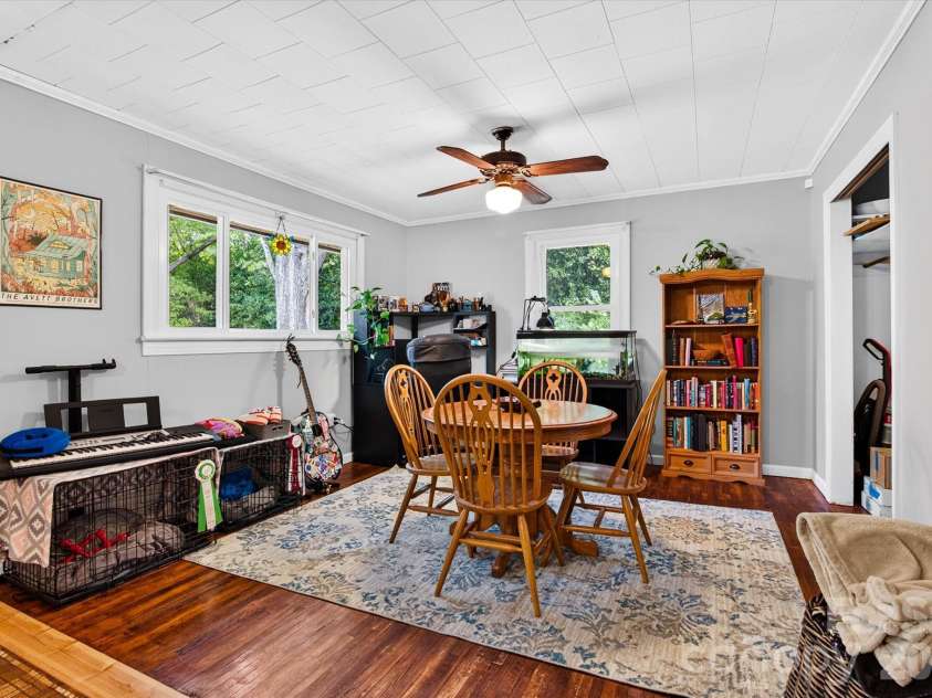 4247 Miami Church Road, Concord, NC 28025.  MLS# CAR4426088, YatesRealty ID 51496. 