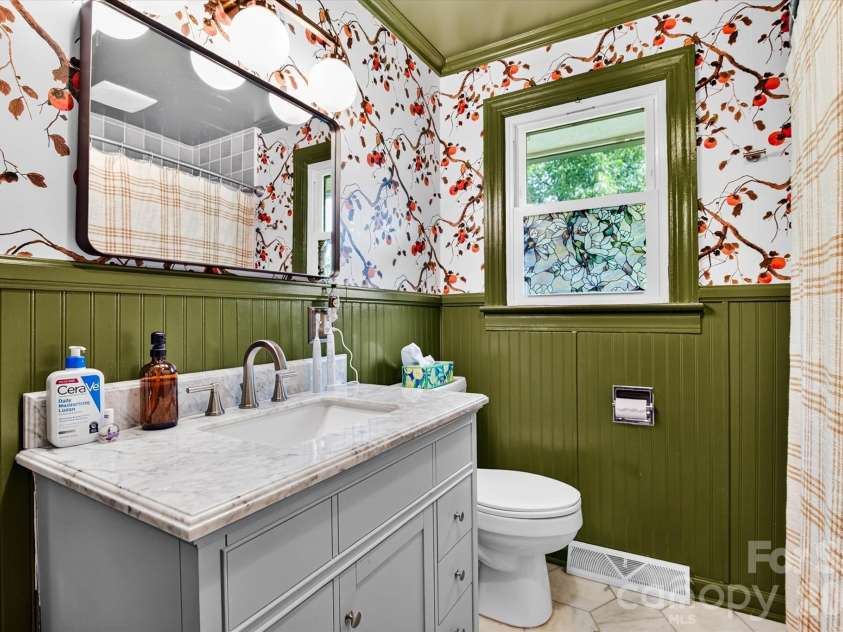 4247 Miami Church Road, Concord, NC 28025.  MLS# CAR4426088, YatesRealty ID 51496. 