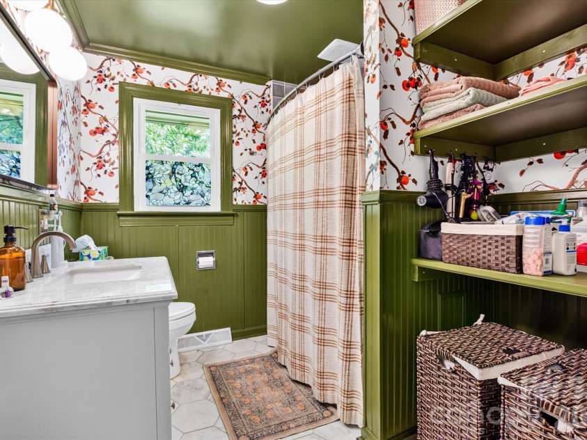 4247 Miami Church Road, Concord, NC 28025.  MLS# CAR4426088, YatesRealty ID 51496. 