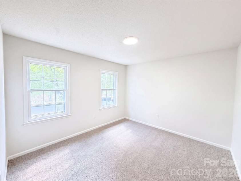 8431 Mission Hills Road, Charlotte, NC 28227.  MLS# CAR4426087, YatesRealty ID 51497. 