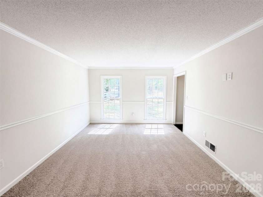 8431 Mission Hills Road, Charlotte, NC 28227.  MLS# CAR4426087, YatesRealty ID 51497. 