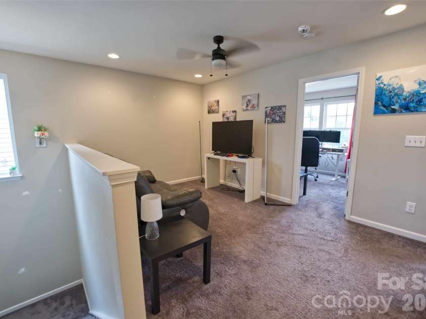 5113 Thomasville Drive, Belmont, NC 28012.  MLS# CAR4426070, YatesRealty ID 51498. Loft