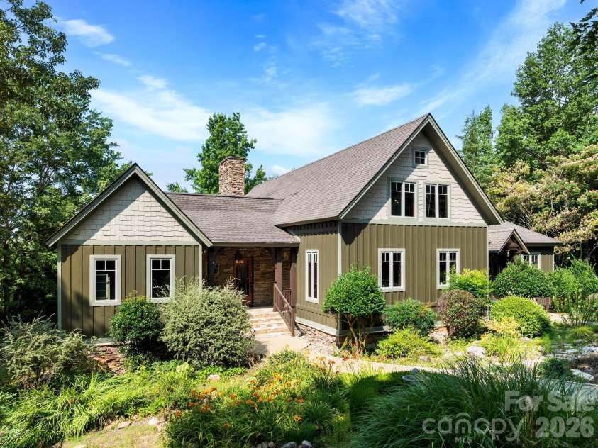 4 Landy Lane, Landrum, SC 29356.  MLS# CAR4424846, YatesRealty ID 51499. 