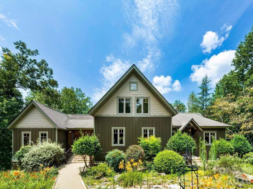4 Landy Lane, Landrum, SC 29356.  MLS# CAR4424846, YatesRealty ID 51499. 