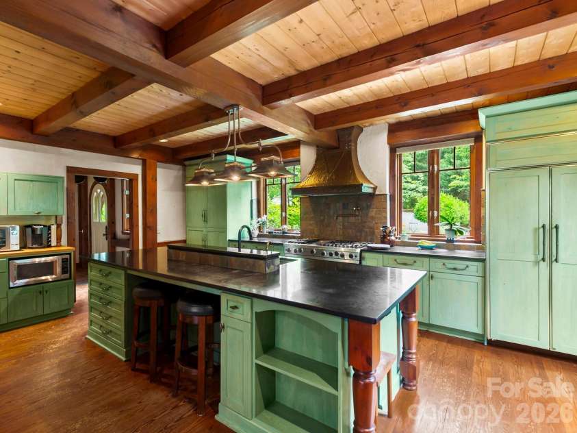 4 Landy Lane, Landrum, SC 29356.  MLS# CAR4424846, YatesRealty ID 51499. 