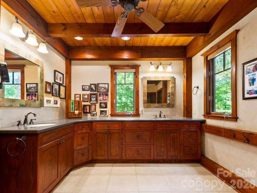 4 Landy Lane, Landrum, SC 29356.  MLS# CAR4424846, YatesRealty ID 51499. 