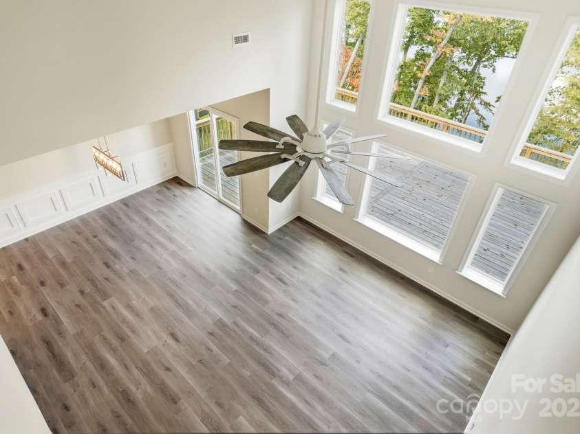 17909 Wilbanks Drive, Charlotte, NC 28278.  MLS# CAR4310693, YatesRealty ID 515. 