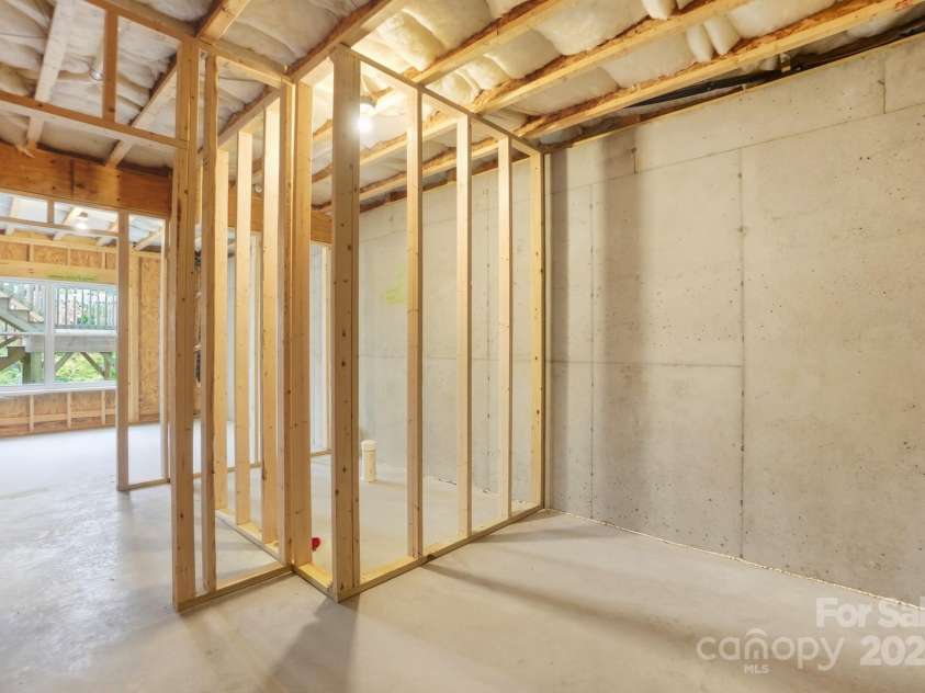 17909 Wilbanks Drive, Charlotte, NC 28278.  MLS# CAR4310693, YatesRealty ID 515. Framed and plumbed for a 5th bedroom and 4th full bath, perfect 2nd primary suite