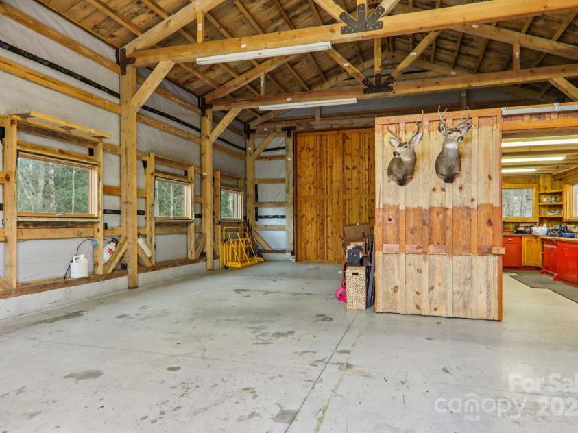 408 & 586 Little Elbow Mountain Road, Lake Toxaway, NC 28747.  MLS# CAR4324651, YatesRealty ID 515. 