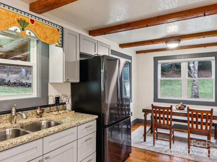 408 & 586 Little Elbow Mountain Road, Lake Toxaway, NC 28747.  MLS# CAR4324651, YatesRealty ID 515. 