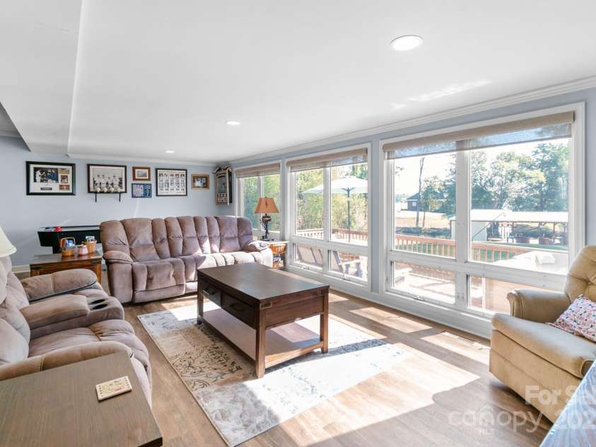 421 Tranquil Bay Circle, Norwood, NC 28128.  MLS# CAR4238311, YatesRealty ID 5150. 