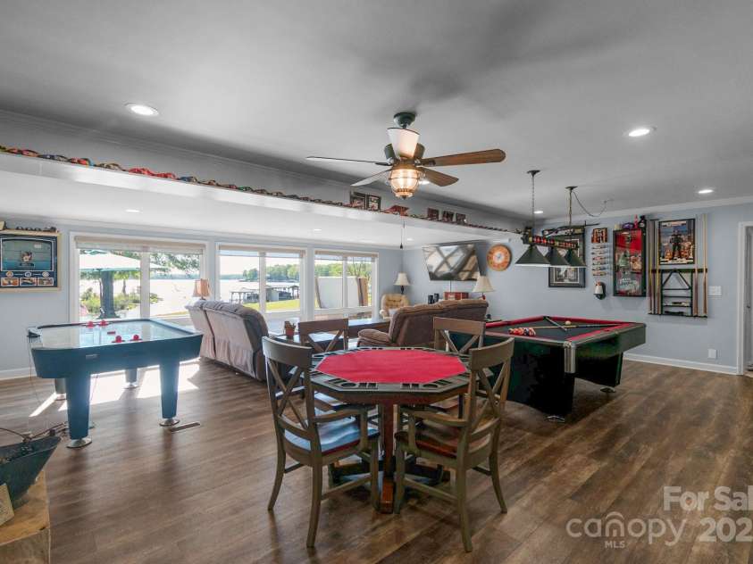 421 Tranquil Bay Circle, Norwood, NC 28128.  MLS# CAR4238311, YatesRealty ID 5150. 