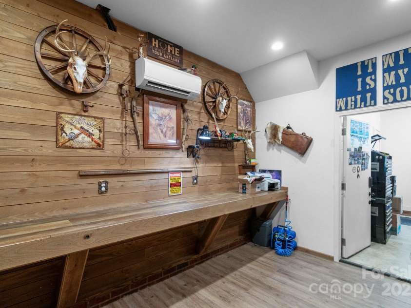 421 Tranquil Bay Circle, Norwood, NC 28128.  MLS# CAR4238311, YatesRealty ID 5150. 