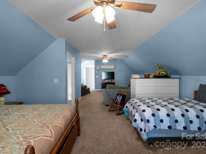 421 Tranquil Bay Circle, Norwood, NC 28128.  MLS# CAR4238311, YatesRealty ID 5150. 