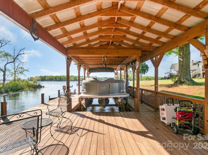 421 Tranquil Bay Circle, Norwood, NC 28128.  MLS# CAR4238311, YatesRealty ID 5150. 