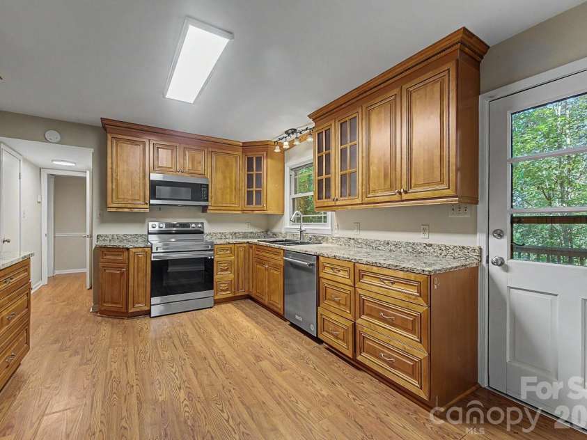 304 Canterbury Road, Cullowhee, NC 28723.  MLS# CAR4420776, YatesRealty ID 51501. 